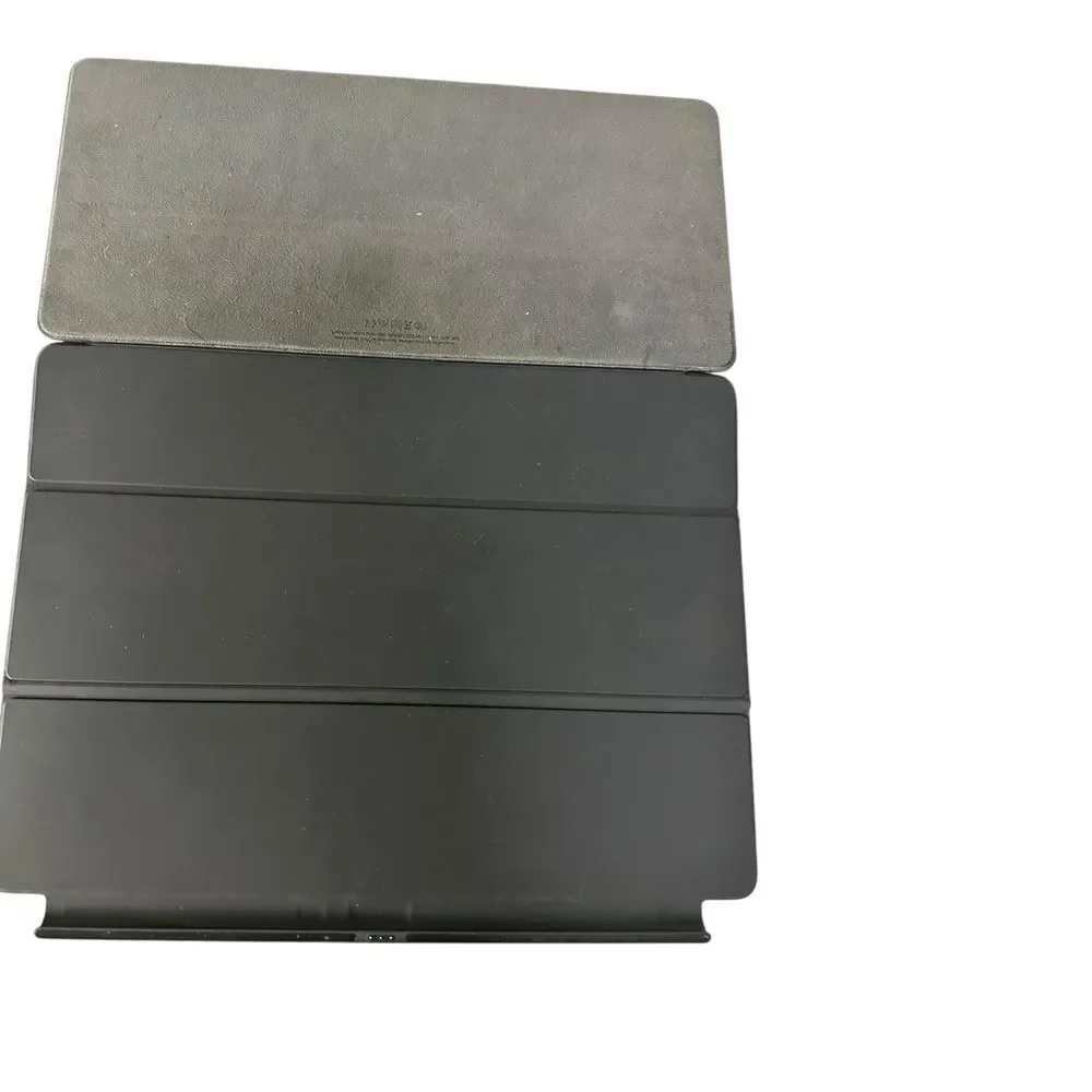 iPad Pro‎ keyboard case gray